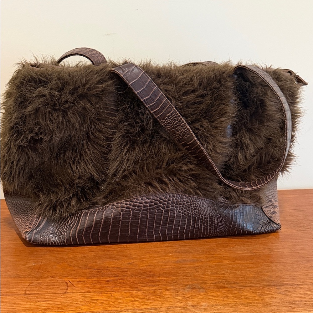 IMOSHION chocolate, vegan fur and leather handbag or overnight bag